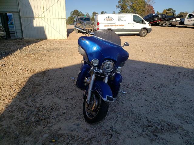 2009 HARLEY-DAVIDSON FLHTCU 1HD1FC4139Y629577
