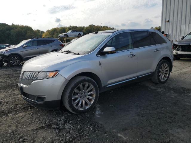 VIN 2LMDJ8JK5DBL20352 2013 Lincoln MKX no.1