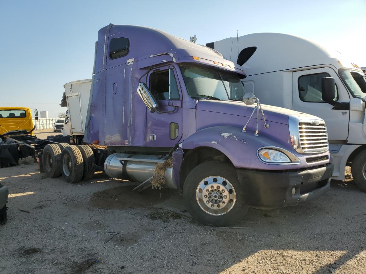 Freightliner Columbia 2010 120