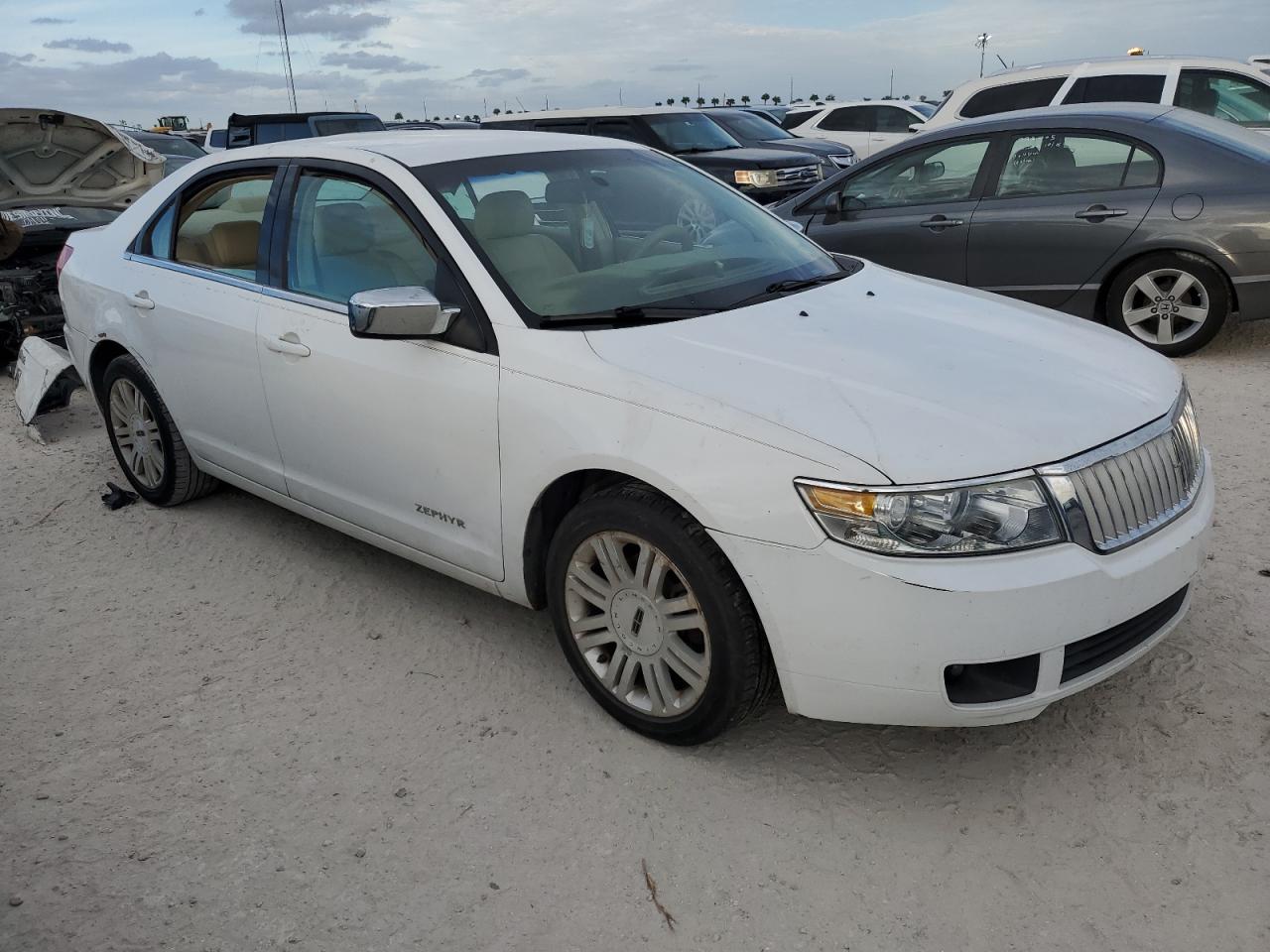 Lot #2991764402 2006 LINCOLN ZEPHYR