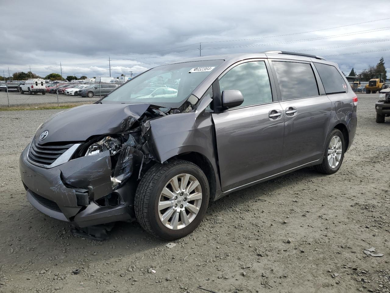 TOYOTA SIENNA XLE