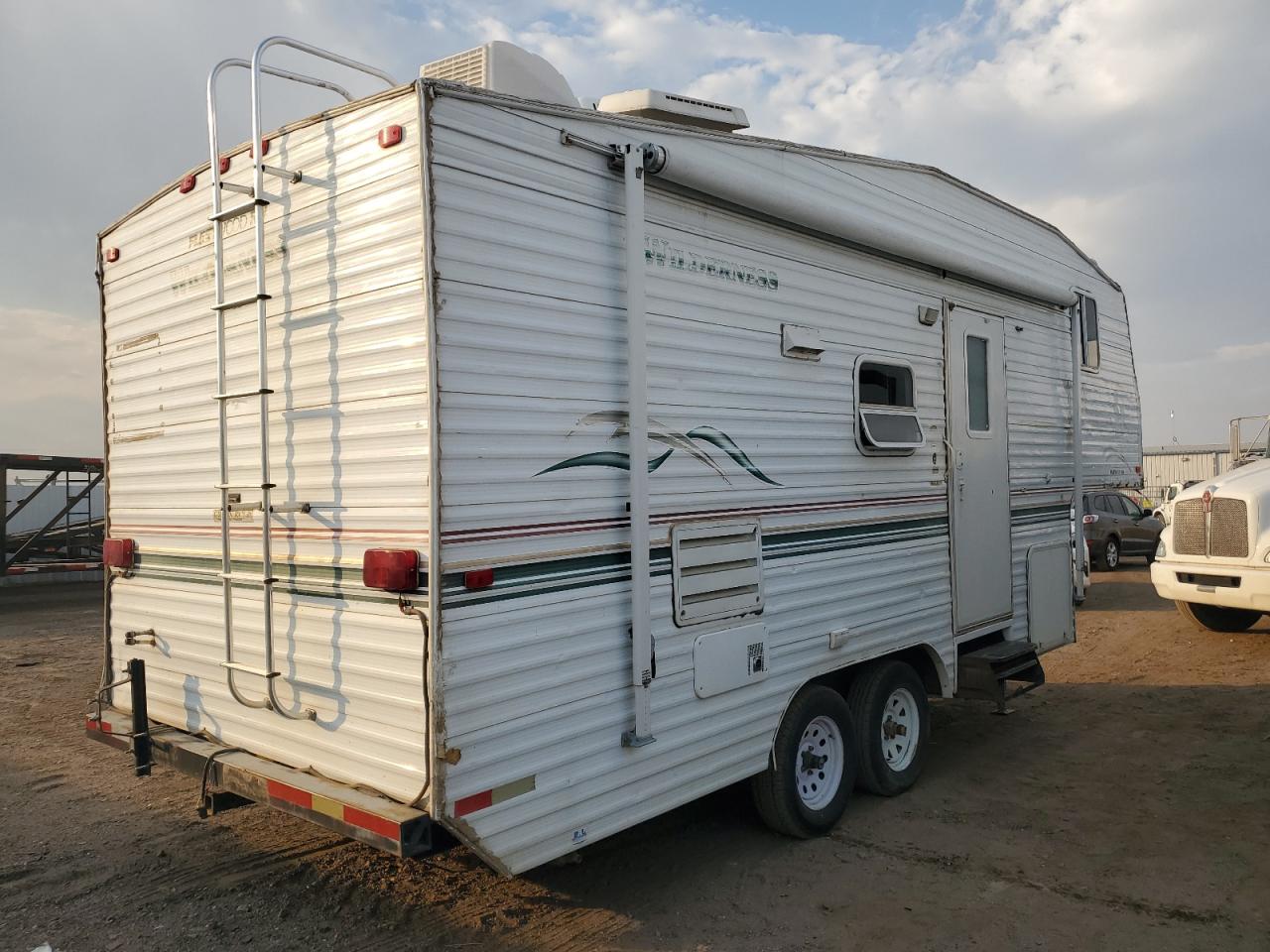 Lot #2909345673 2000 FLEETWOOD RV