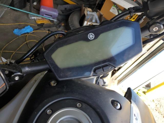 2015 YAMAHA FZ07 JYARM06E3FA000393