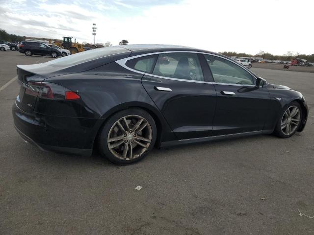 2015 TESLA MODEL S 85 5YJSA1H28FFP69762