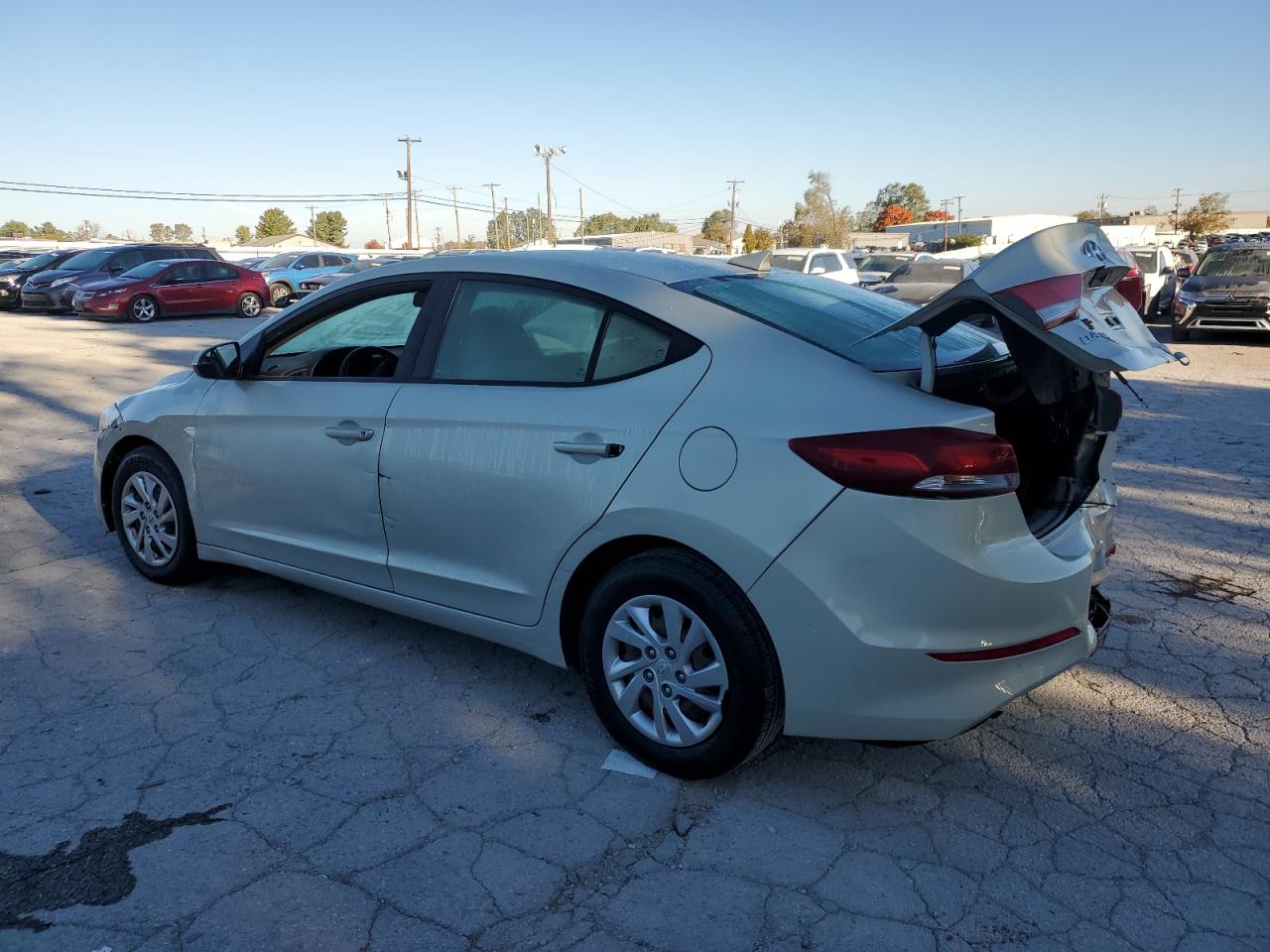 Lot #2952685197 2017 HYUNDAI ELANTRA SE