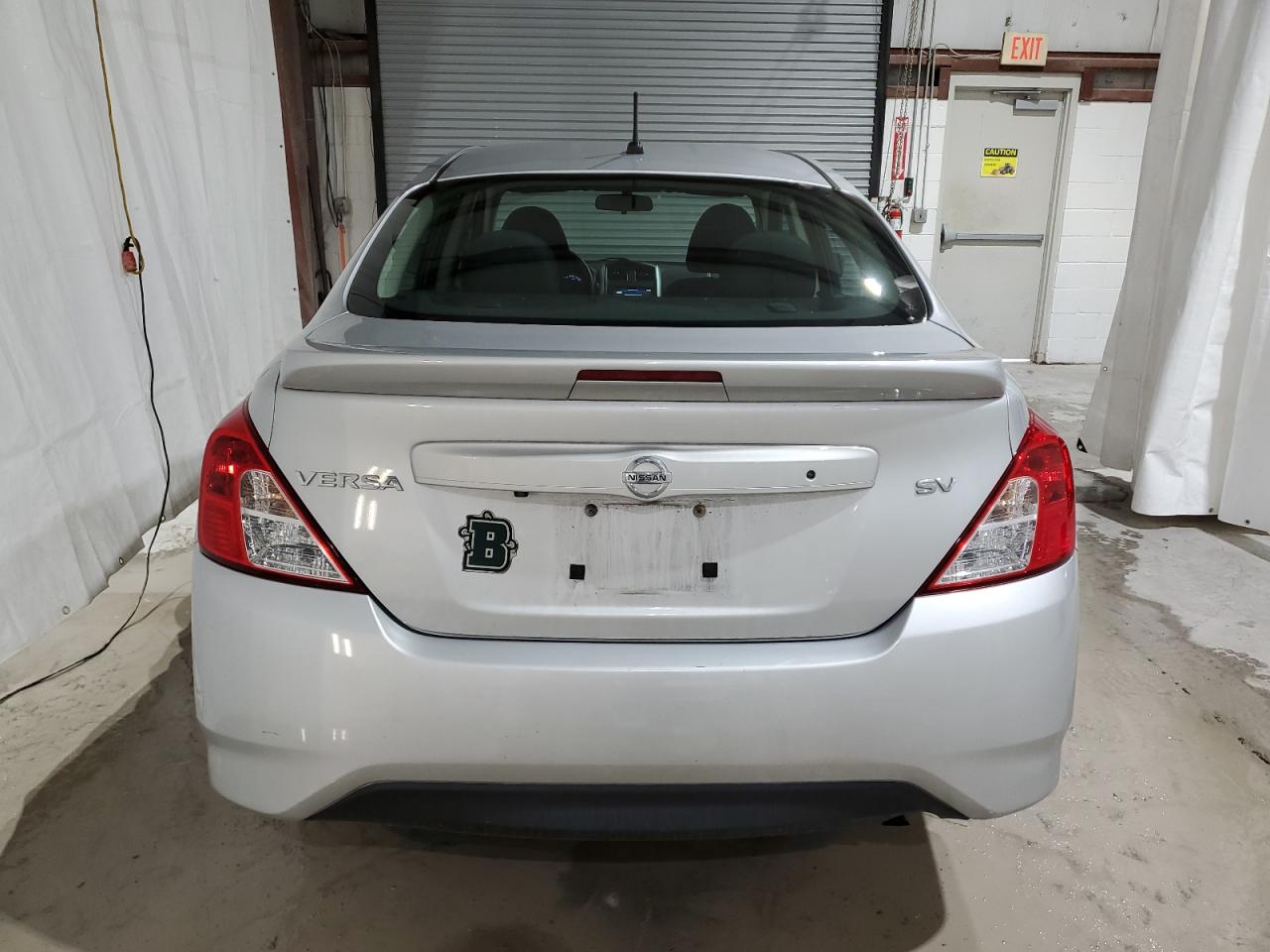 Lot #3033246857 2019 NISSAN VERSA S