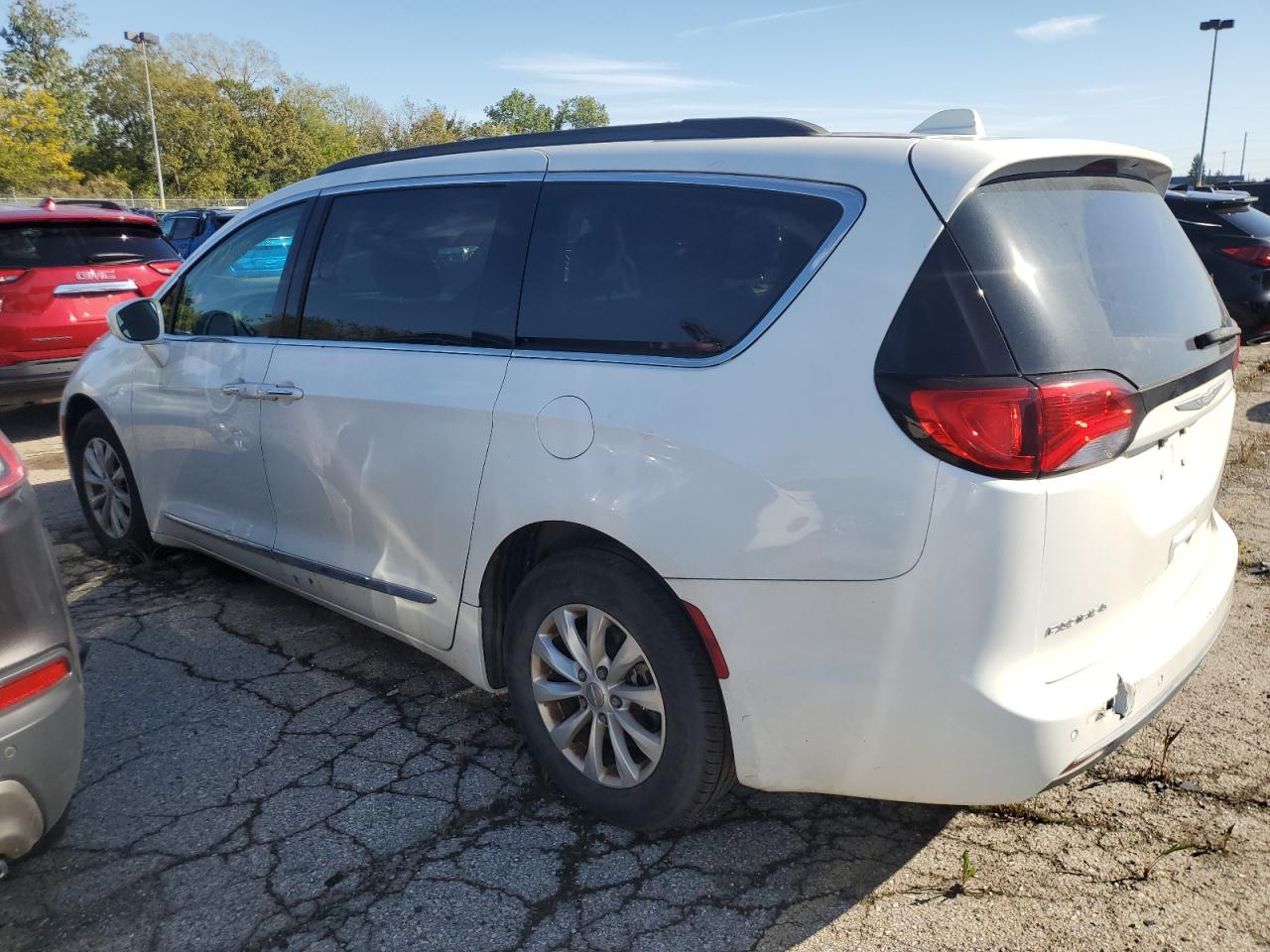 Lot #2890312256 2017 CHRYSLER PACIFICA T