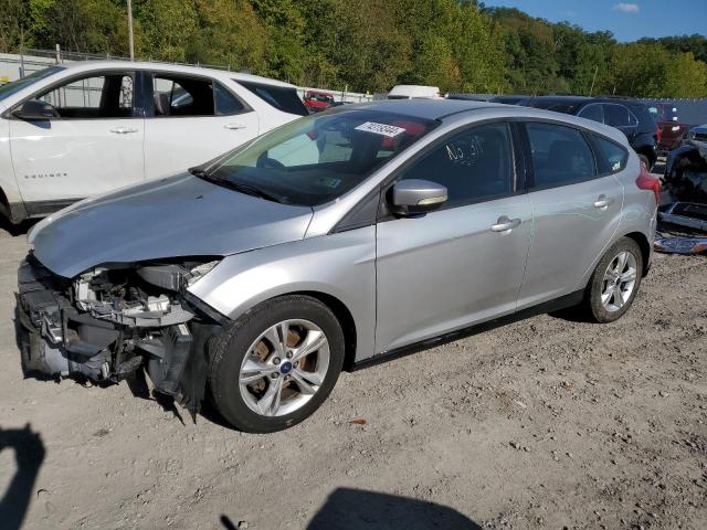 VIN 1FADP3K2XEL400432 2014 Ford Focus, SE no.1