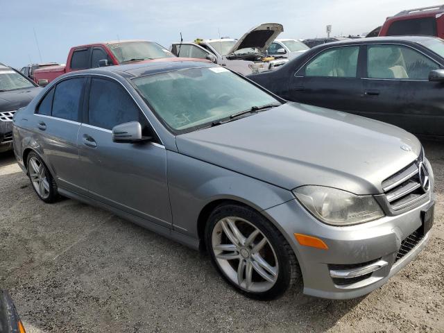 VIN WDDGF8AB7EA940668 2014 MERCEDES-BENZ C-CLASS no.4