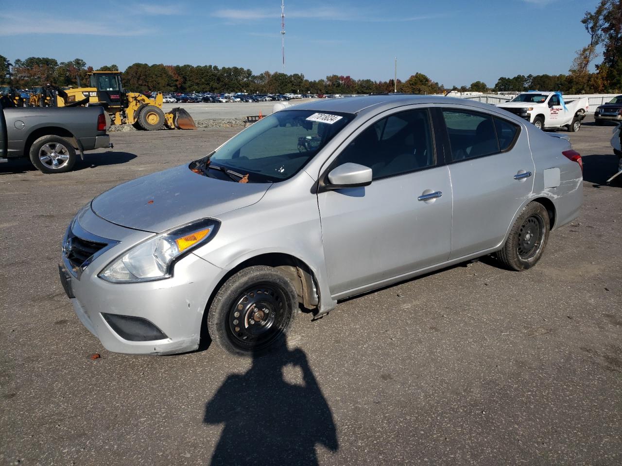 Lot #2935907812 2016 NISSAN VERSA S