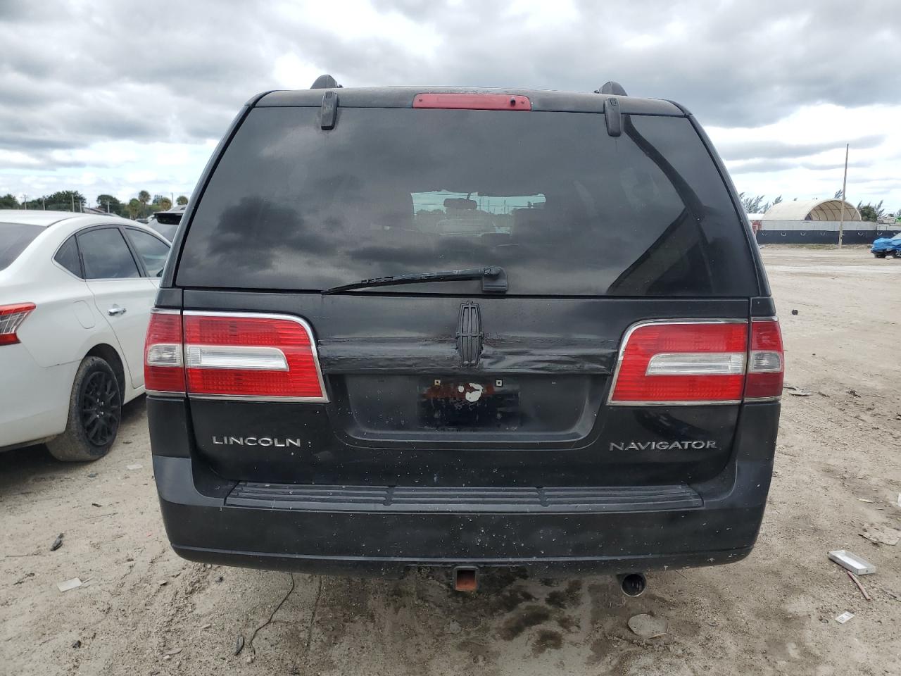 Lot #2932875705 2007 LINCOLN NAVIGATOR