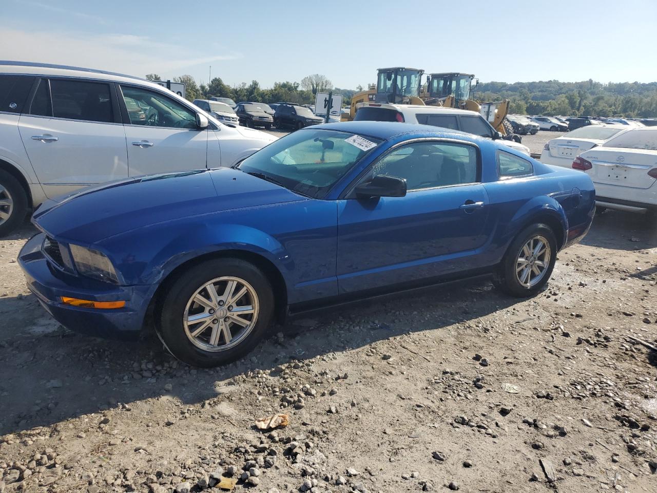  Salvage Ford Mustang