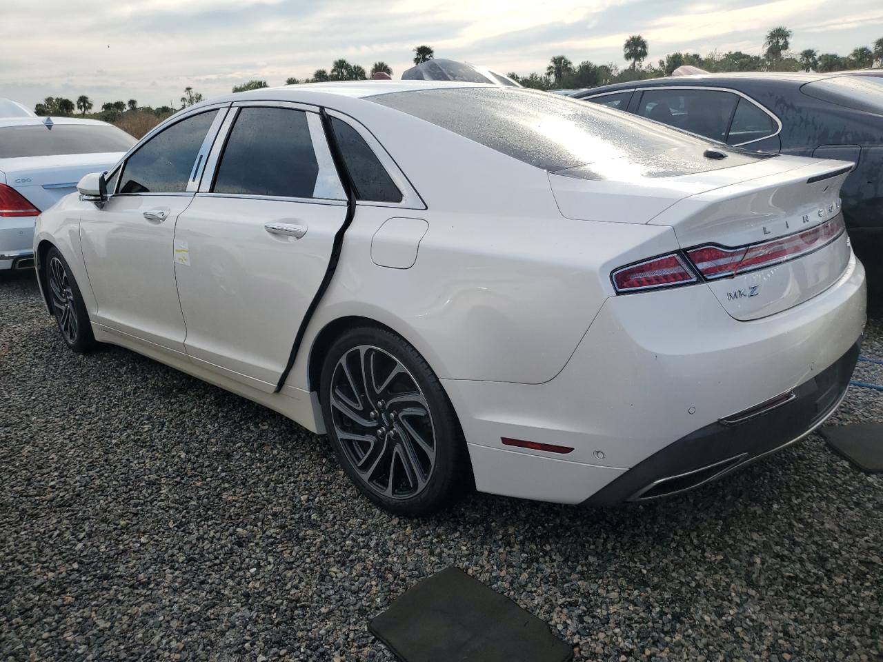 Lot #2925468409 2020 LINCOLN MKZ RESERV