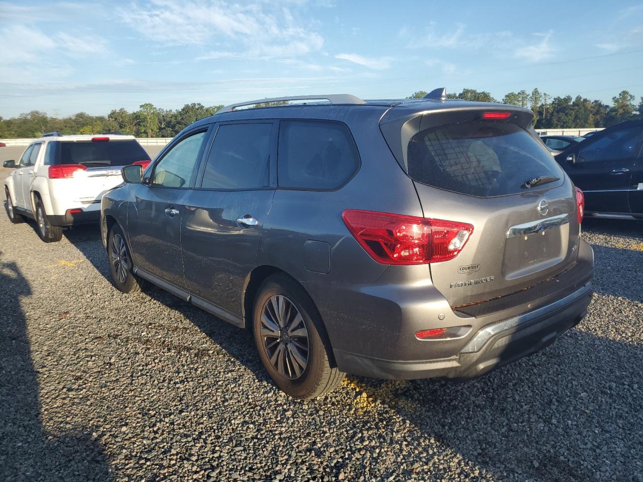 Lot #3033022010 2019 NISSAN PATHFINDER