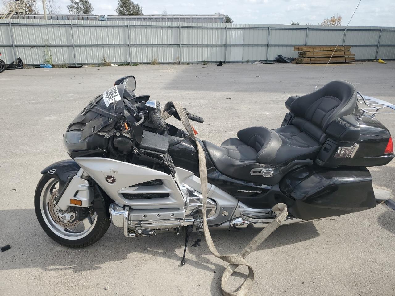 Lot #2962847157 2012 HONDA GL1800