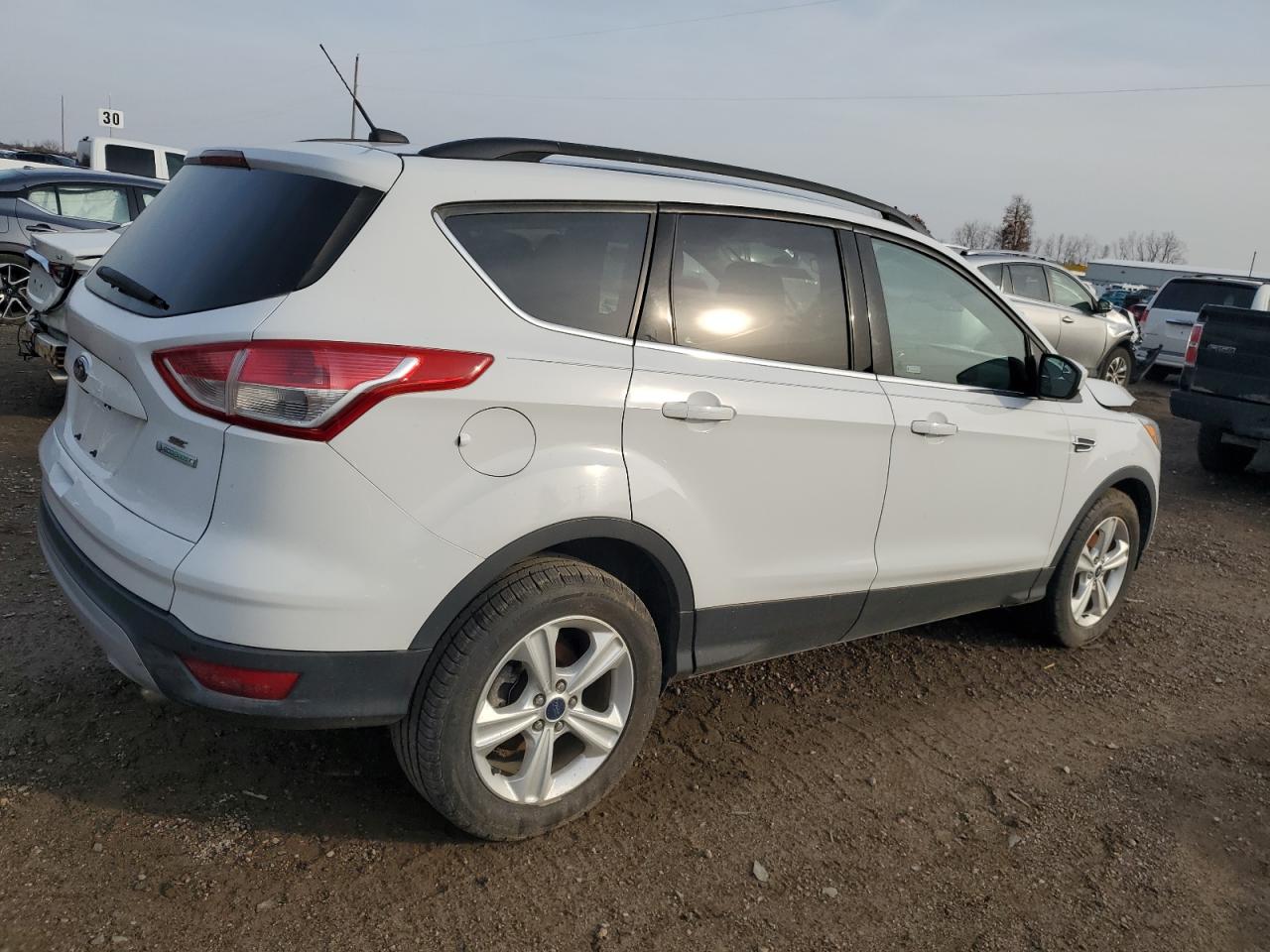 Lot #2940584471 2016 FORD ESCAPE SE