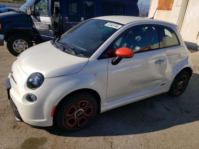 VIN 3C3CFFGE3JT465087 2018 Fiat 500, Electric no.1