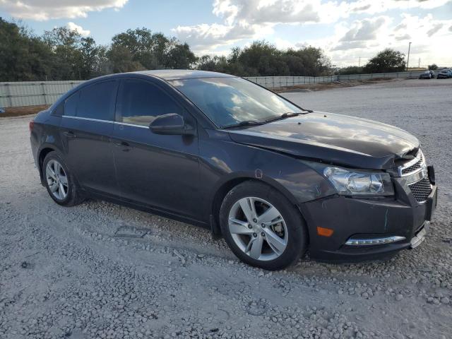 VIN 1G1P75SZ7E7335279 2014 Chevrolet Cruze no.4