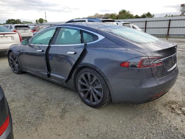 VIN 5YJSA1E2XLF413121 2020 Tesla MODEL S no.2