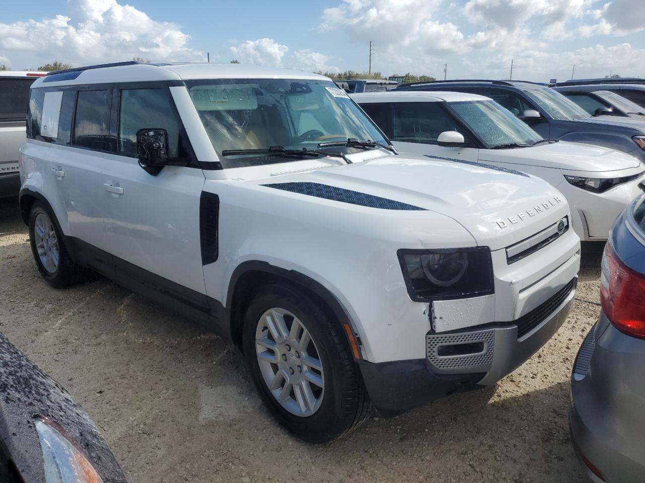 Lot #3041723790 2024 LAND ROVER DEFENDER 1