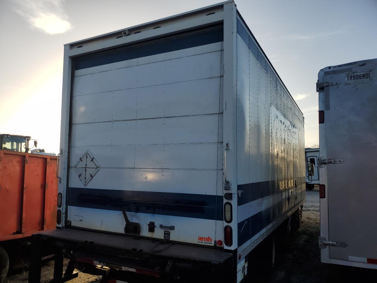 Lot #2943258995 2015 ISUZU NRR