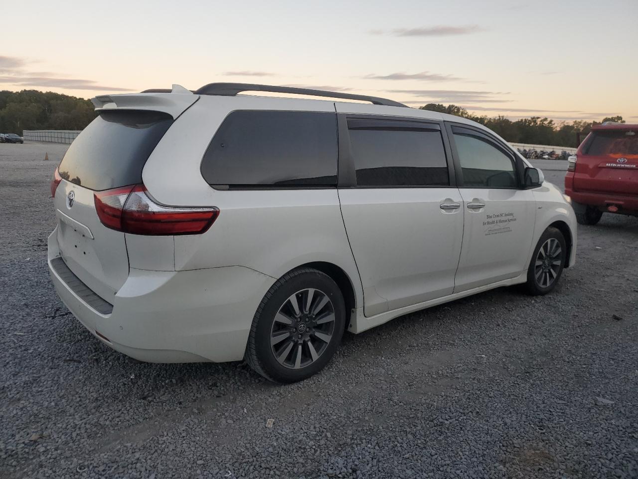 Lot #2995674137 2020 TOYOTA SIENNA XLE