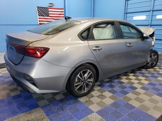 VIN 3KPF24AD7PE675360 2023 KIA Forte, LX no.3