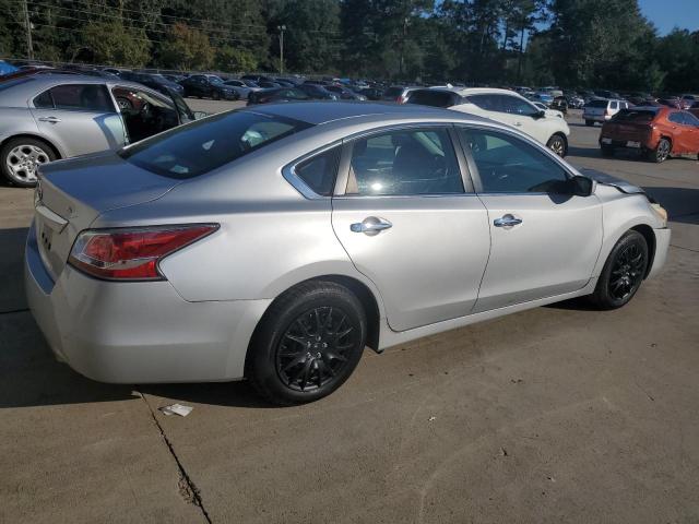 VIN 1N4AL3AP9FC285108 2015 NISSAN ALTIMA no.3