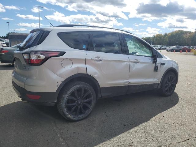 VIN 1FMCU9GD7HUE83338 2017 Ford Escape, SE no.3