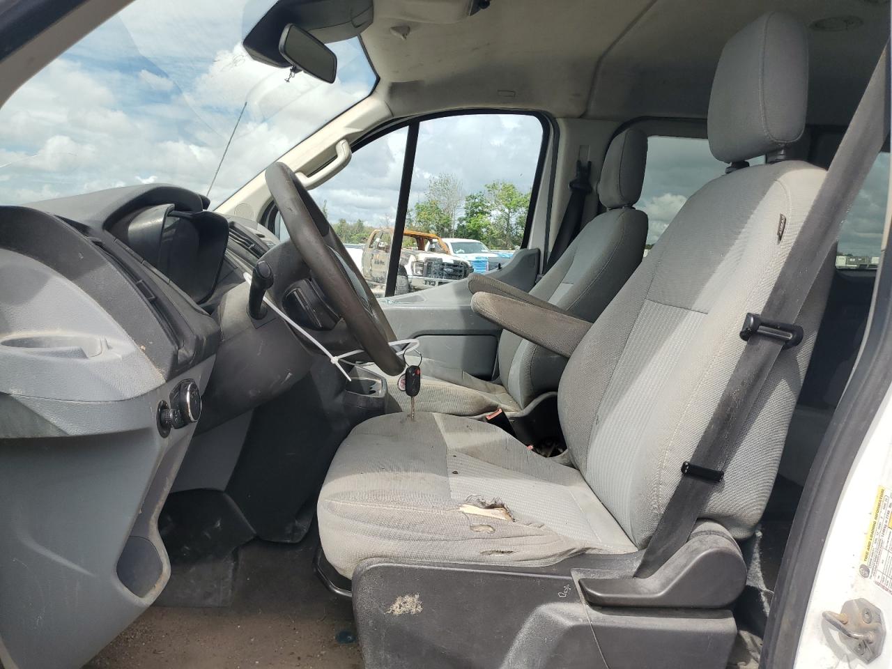 Lot #3028302797 2015 FORD TRANSIT T-