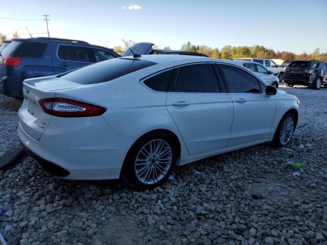 VIN 3FA6P0T9XGR313685 2016 Ford Fusion, SE no.3