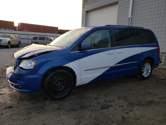 2015 CHRYSLER TOWN & COU - 2C4RC1BG4FR696729