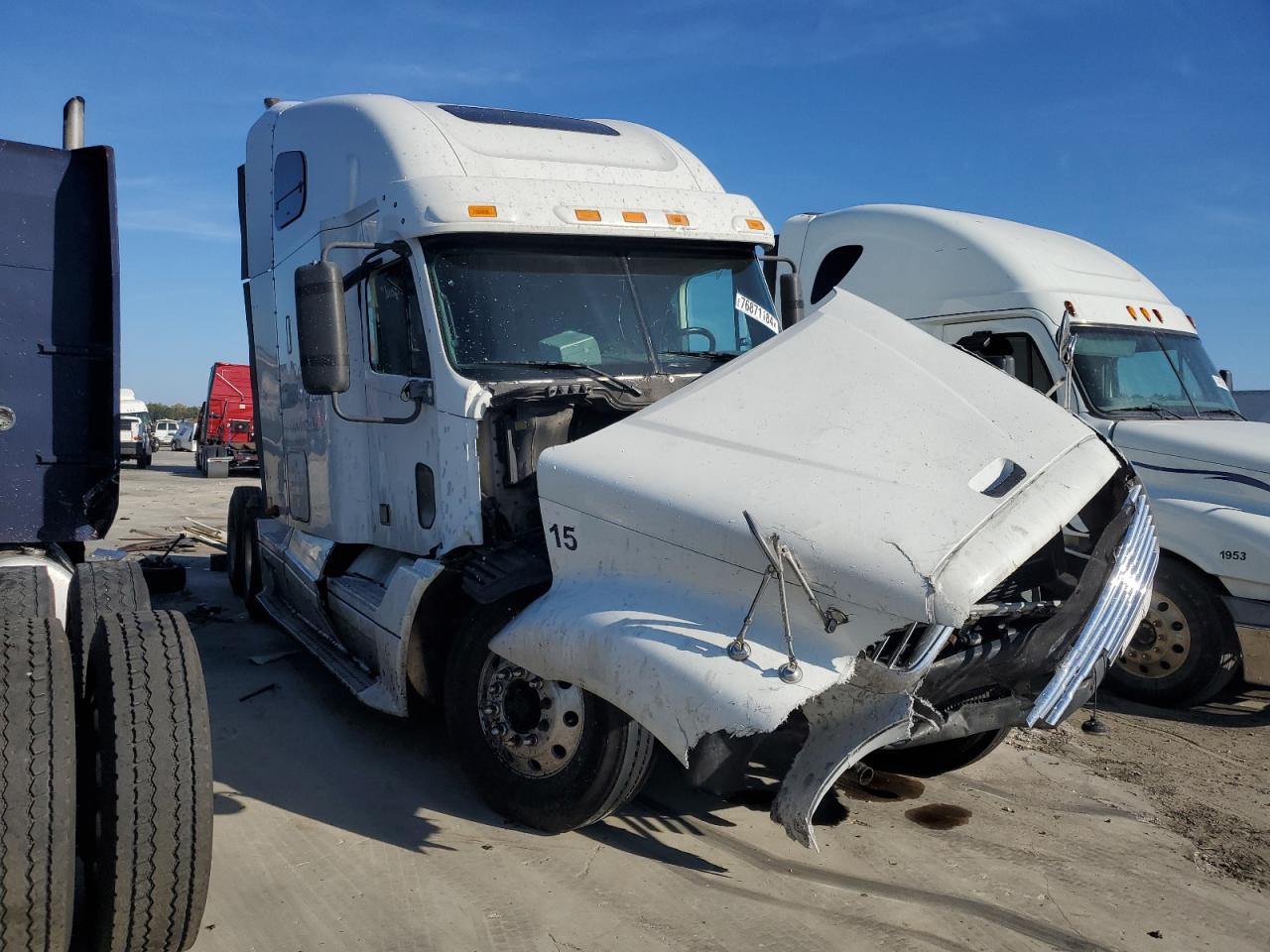 Lot #2986631059 2007 FREIGHTLINER CONVENTION