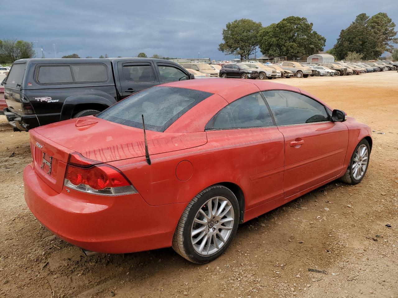 Lot #2991652207 2008 VOLVO C70 T5