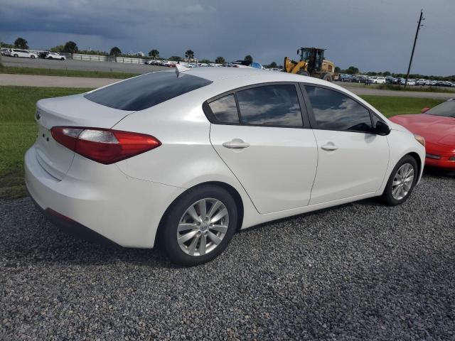 VIN KNAFX4A68E5124394 2014 KIA Forte, LX no.3