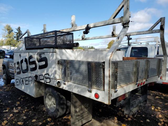 CHEVROLET SILVERADO 2006 white chassis diesel 1GBJC34D76E177154 photo #3