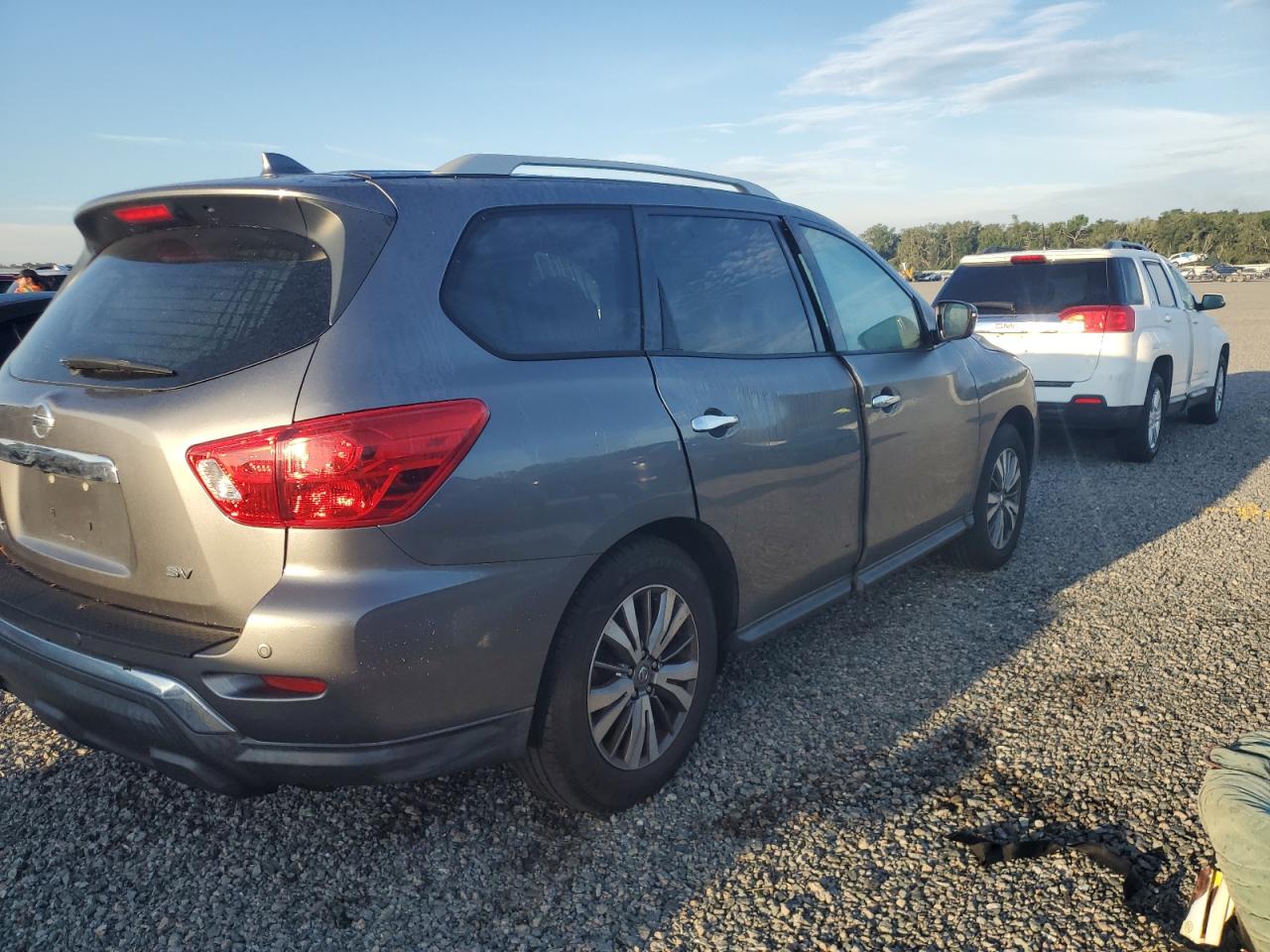 Lot #3033022010 2019 NISSAN PATHFINDER