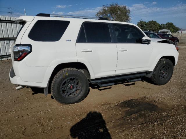 VIN JTEBU5JR2K5675518 2019 Toyota 4runner, SR5 no.3