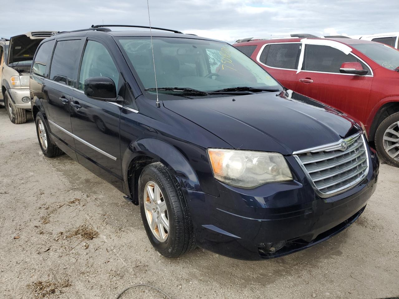 Lot #3028227005 2010 CHRYSLER TOWN & COU