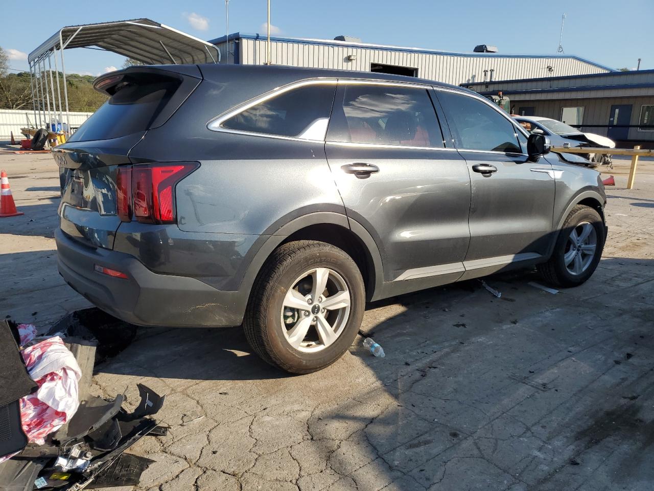 Lot #2972548969 2023 KIA SORENTO LX