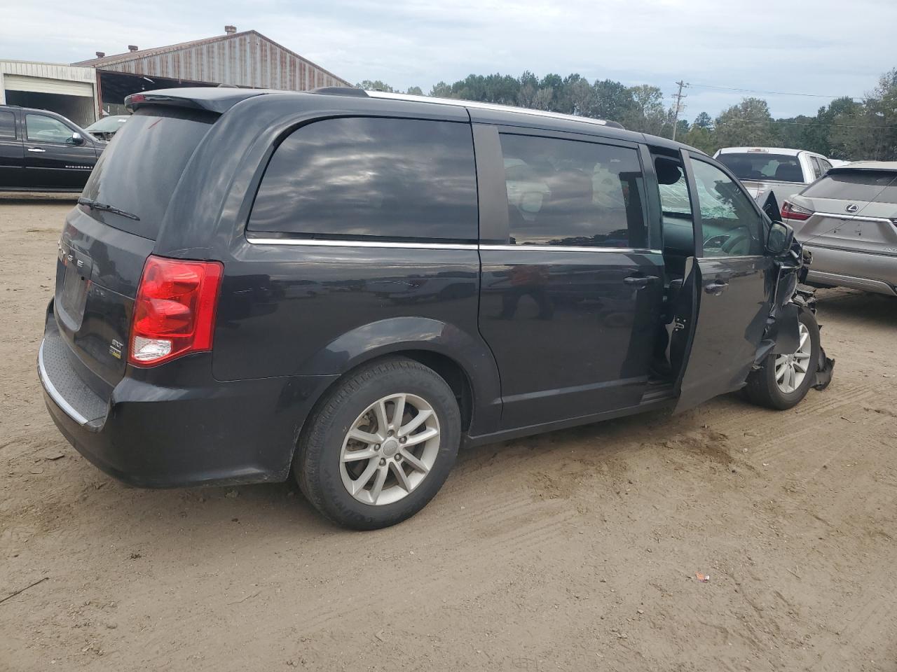 Lot #2974736121 2019 DODGE GRAND CARA