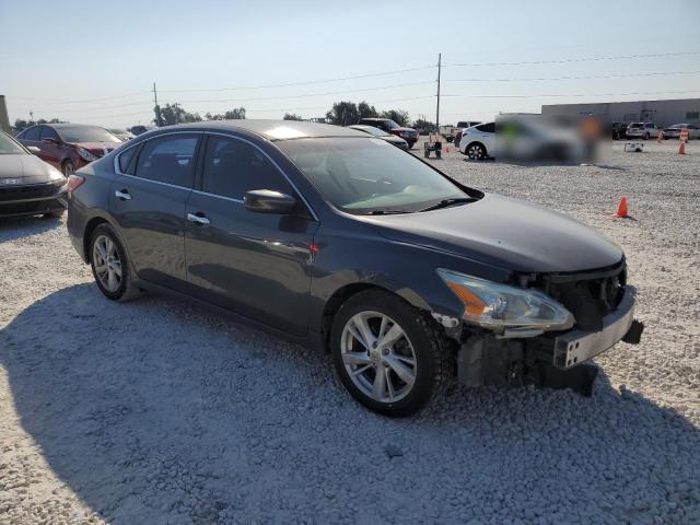 VIN 1N4AL3AP3DN533662 2013 Nissan Altima, 2.5 no.4