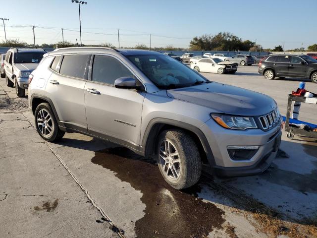 VIN 3C4NJCBB4JT487081 2018 JEEP COMPASS no.4