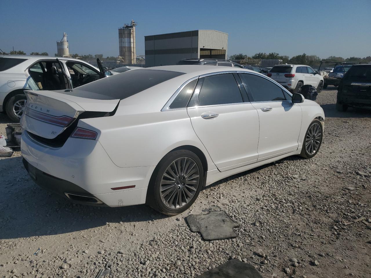 Lot #2921842000 2014 LINCOLN MKZ