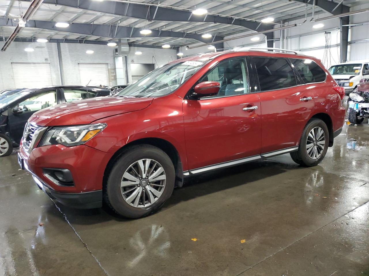 Lot #2928641936 2017 NISSAN PATHFINDER