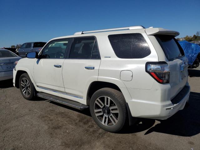 VIN JTEBU5JRXJ5603237 2018 TOYOTA 4RUNNER no.2