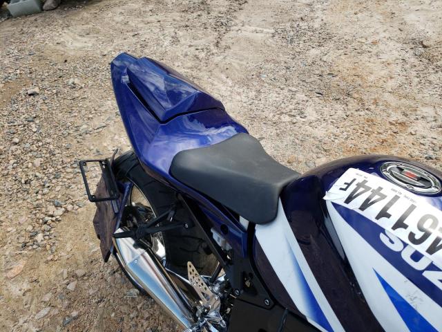 2004 SUZUKI GSX-R1000 - JS1GT75A642107395