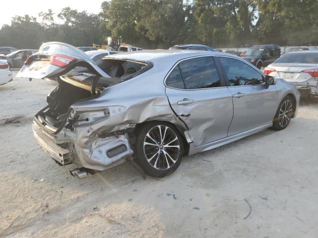 VIN 4T1B11HK6JU128752 2018 Toyota Camry, L no.3