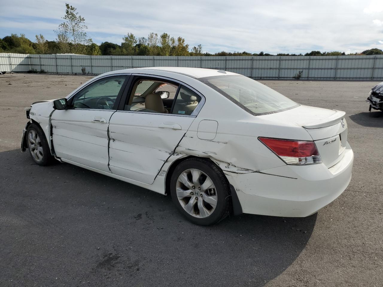 HONDA ACCORD EXL 2009 white  gas 1HGCP26869A084335 photo #3