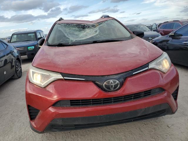 VIN JTMBFREV5HJ105557 2017 Toyota RAV4, LE no.5